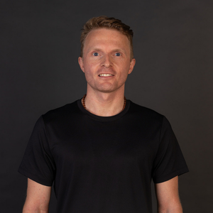 Tom Shivamitra